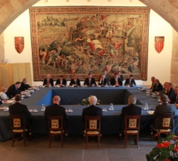 Su Alteza Real el Príncipe de Asturias preside la mesa de trabajo de los Ministros de Asuntos Exteriores de la Unión Europea